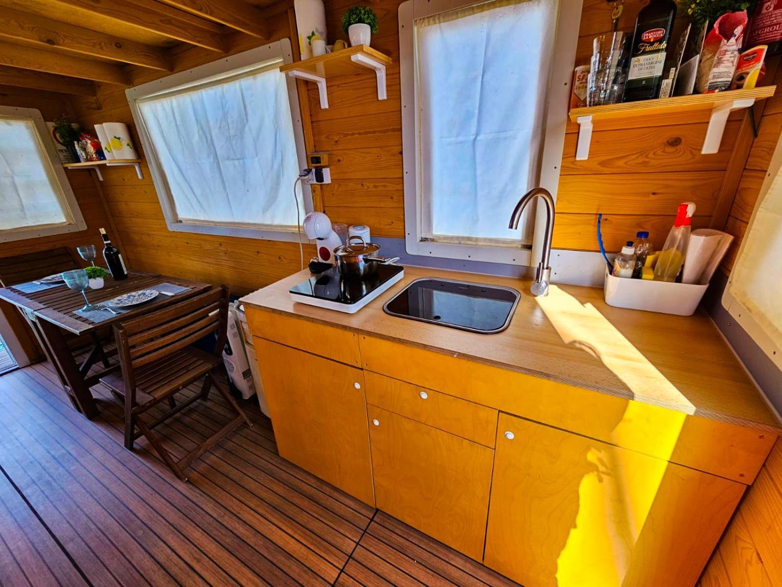 Filipp'S House Boat Hotel Alghero Exterior photo